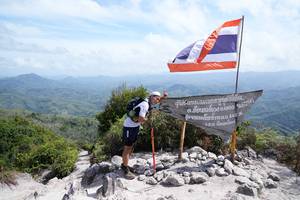 BIB: 607
                            <button type="button" onclick="openModal(21897000)" class="btn btn-primary btn-sm float-right btn-popup" data-toggle="modal" data-target=".modal-high-quality">
                        <i class="fas fa-shopping-cart"></i> Add to Cart
                    </button>
                                            <button type="button" onclick="isThisMe(21897000, true)" class="btn btn-success btn-sm float-right btn-popup btn-isme hidden" data-toggle="tooltip" data-placement="bottom" title="นี่คือรูปของคุณใช่ไหม คลิกที่นี่เพื่อเอาเข้าอัลบั้ม">
                        <i class="fas fa-plus"></i> Add to album
                    </button>
                    <button type="button" onclick="isThisMe(21897000, false)" class="btn btn-warning btn-sm float-right btn-popup btn-isnotme hidden">
                        <i class="fas fa-ban"></i> Remove from album
                    </button>